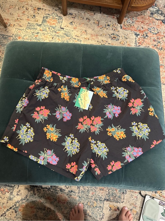 THE GREAT. Pants - THE GREAT. Floral Print Athletic Shorts - from THE GREAT Outdoors release.